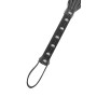 Martinet avec poignée ornée de clous